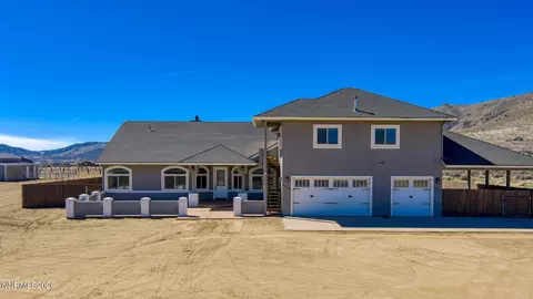 1215 Serpentine Rd, Reno, NV 89506