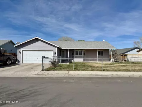 416 Paul Ave, Yerington, NV 89447