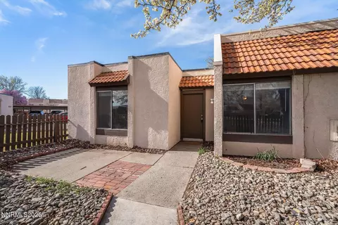 1041 Baywood Dr #D, Sparks, NV 89434