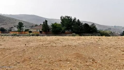 5835 Single Foot Ct, Sparks, NV 89436