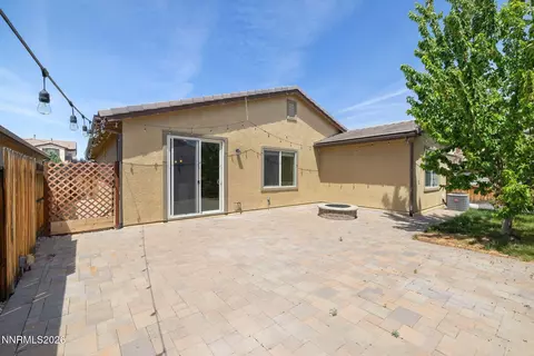 Exterior - 2190 Dutch Draft Dr, Reno, NV 89521 photo 3 of 4
