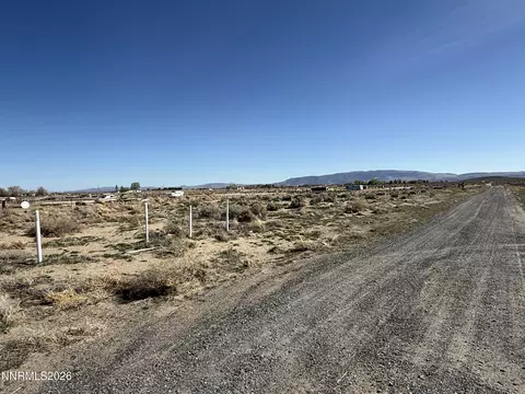 017-103 09 Palm St, Silver Springs, NV 89429