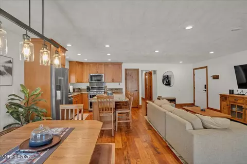 718 Kingsbury Grade Rd #B, Stateline, NV 89449