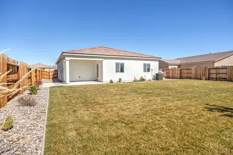 Exterior - 1135 Tamarack Dr, Fallon, NV 89406 photo 2 of 3