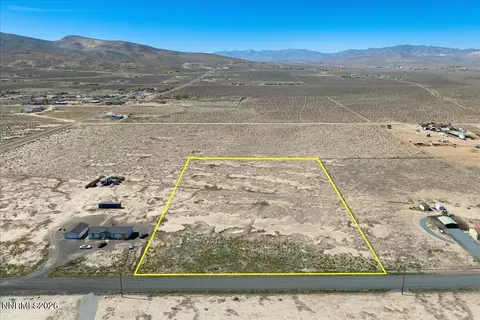 4815 Deodar St, Silver Springs, NV 89429