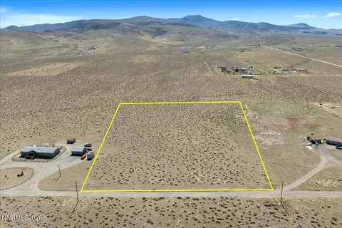 4285 Dayton Ave, Silver Springs, NV 89429