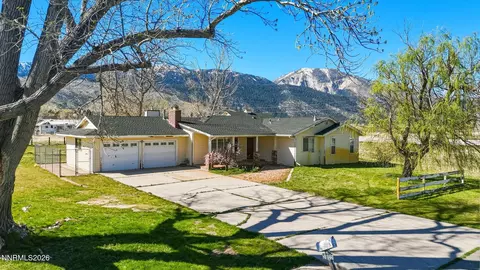 5605 Meacham St, Washoe Valley, NV 89704