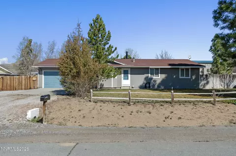 17405 Egret Ln, Reno, NV 89508