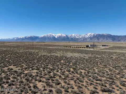 2013 E Valley Rd, Minden, NV 89423