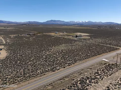 2013 E Valley Rd, Minden, NV 89423 photo 7