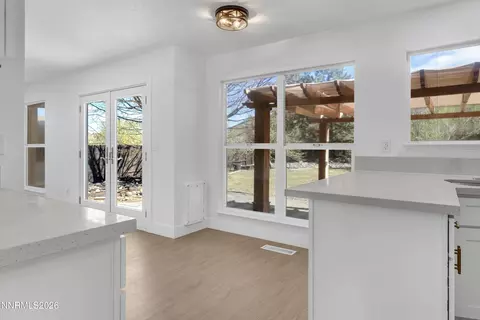 Kitchen - 40 Eagle Claw Ct, Reno, NV 89523 photo 4 of 5