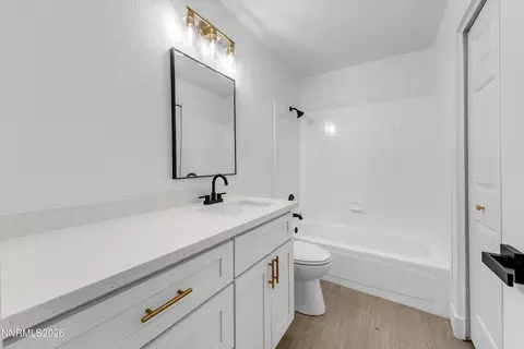 Bath - 40 Eagle Claw Ct, Reno, NV 89523 photo 4 of 5