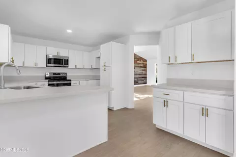 Kitchen - 40 Eagle Claw Ct, Reno, NV 89523 photo 2 of 5