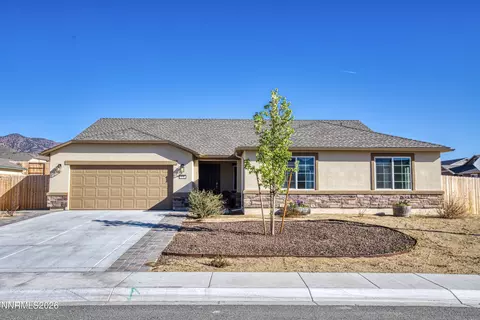 576 Pine Creek Cir, Dayton, NV 89403