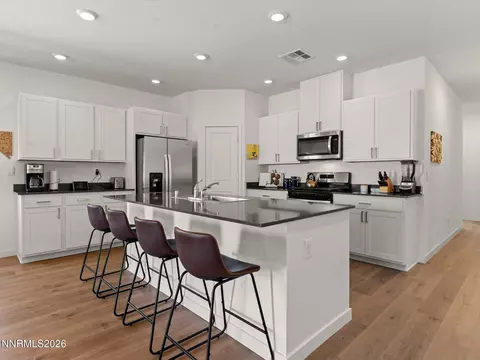 716 Butte Creek Rd, Dayton, NV 89403