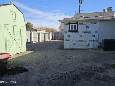 Exterior - 215 Ruby St, Fernley, NV 89408 photo 6 of 11