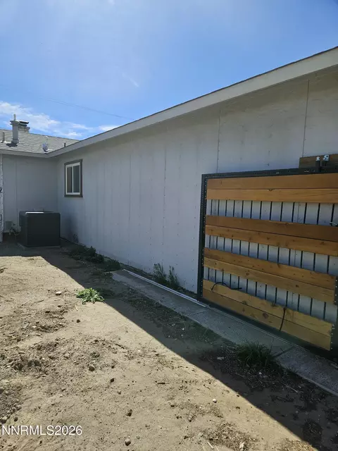Exterior - 215 Ruby St, Fernley, NV 89408 photo 5 of 11