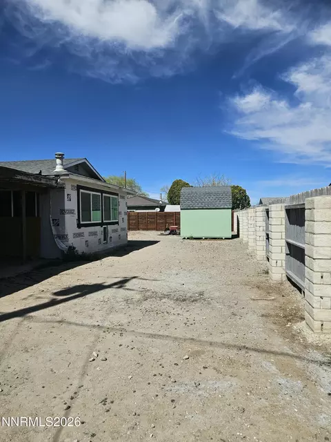 Exterior - 215 Ruby St, Fernley, NV 89408 photo 7 of 11