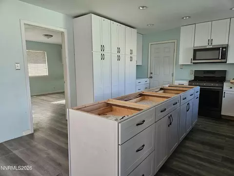 Kitchen - 215 Ruby St, Fernley, NV 89408 photo 5 of 6
