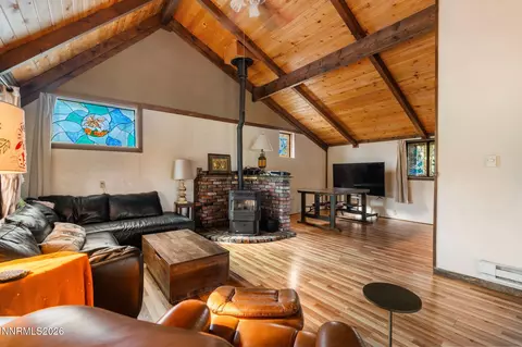 Living - 21845 Adobe Rd, Reno, NV 89521 photo 2 of 2