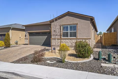 7854 Hoback Dr, Sparks, NV 89436