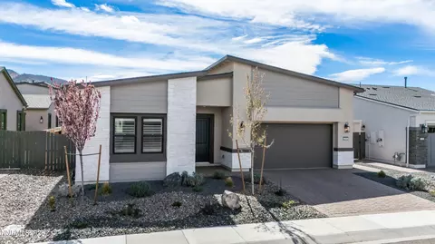 2316 Hammer Falls Dr, Reno, NV 89521