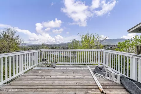 Exterior - 3035 Everett Dr, Reno, NV 89503 photo 6 of 16