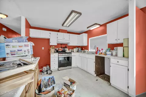 Kitchen - 3035 Everett Dr, Reno, NV 89503 photo 3 of 4