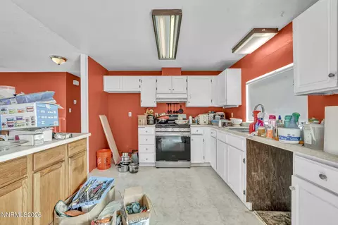 Kitchen - 3035 Everett Dr, Reno, NV 89503 photo 2 of 4