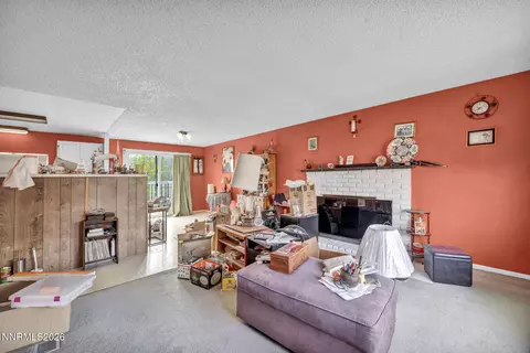 Living - 3035 Everett Dr, Reno, NV 89503 photo 3 of 3