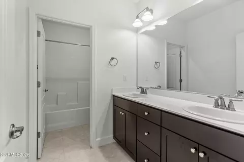 Bath - 9733 Quartette Dr, Reno, NV 89521 photo 4 of 4