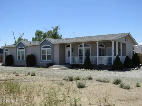 1 Calico Hills Ln, Yerington, NV 89447