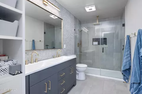 Bath - 4115 Cimarron Rd, Fallon, NV 89406 photo 1 of 3