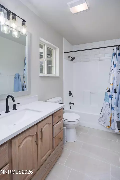 Bath - 4115 Cimarron Rd, Fallon, NV 89406 photo 3 of 3