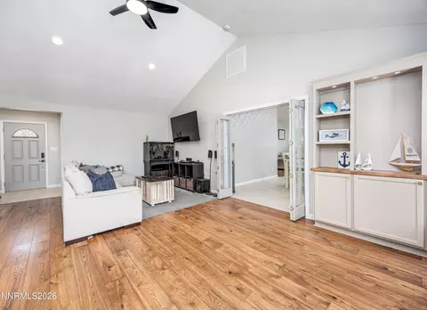 Living - 4115 Cimarron Rd, Fallon, NV 89406 photo 3 of 4