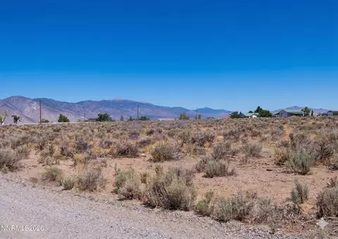 16 Northstar Dr, Smith Valley, NV 89444