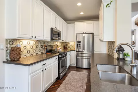 Kitchen - 421 Alysheba Ct, Reno, NV 89521 photo 2 of 6