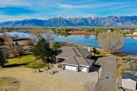 1608 E Valley Rd, Gardnerville, NV 89410
