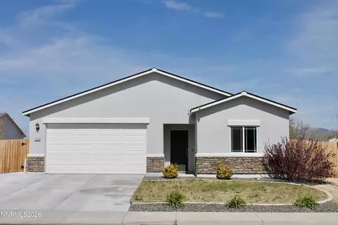 2560 Emerson Cir, Fernley, NV 89408