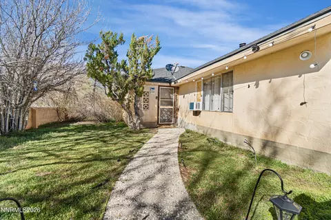 3597 Green Acre Dr, Carson City, NV 89705