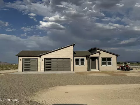 680 Emerald Ln, Battle Mountain, NV 89820