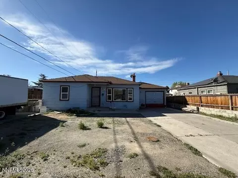 1809 K St, Sparks, NV 89431