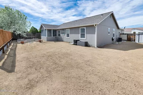 Exterior - 794 Karry Way, Fallon, NV 89406 photo 2 of 6