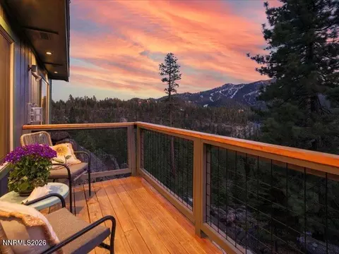 325 Barton Dr, Stateline, NV 89449
