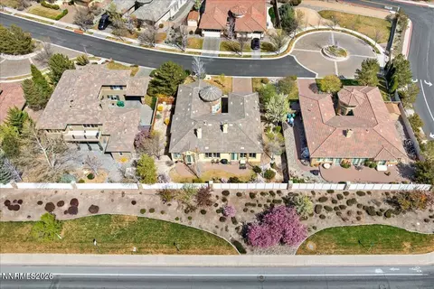 View/Area - 10145 Burghley Ct, Reno, NV 89521 photo 2 of 12