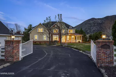 285 School House Dr, Genoa, NV 89411