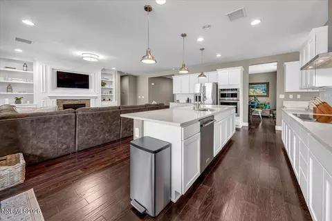 Kitchen - 1697 Crescent Pointe Ct, Reno, NV 89523 photo 3 of 7