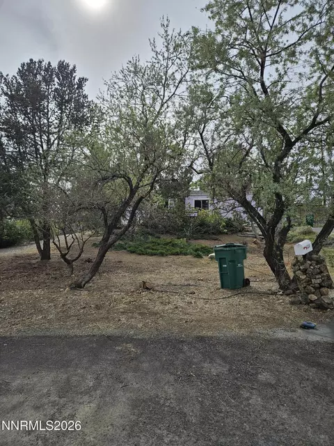 255 Danforth Dr, Sun Valley, NV 89433