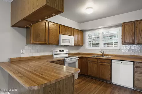 227 Smithridge Park, Reno, NV 89502