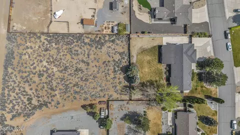 25 Desert Peak Ct, Sparks, NV 89441